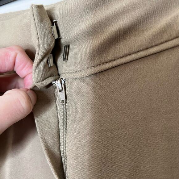 Larry Levine Trouser Pants 8 Womens Curvy Fit Hourglass Khaki Work Career Office - Picture 4 of 11